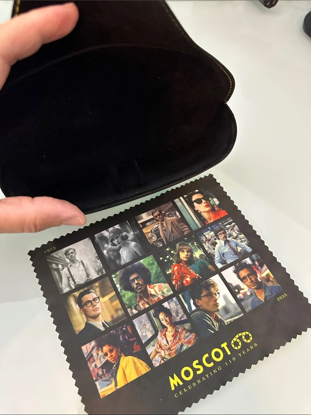Moscot Case & Dust Cloth